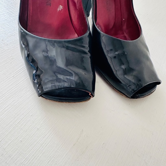 Yves Saint Laurent Shoes - Black Patent Leather - Size 9.5 - Picture 15 of 15